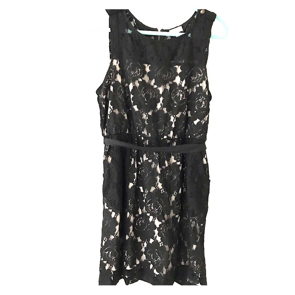 Black lace dress